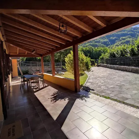 Il Golfarone לינה וארוחת בוקר 3*